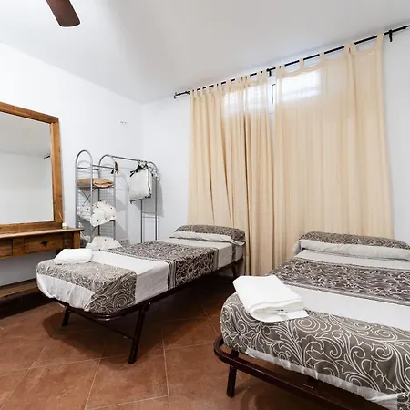 Casa Mis Nietos * モンダ